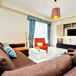 Di 130 M² Con 3 Appartamento