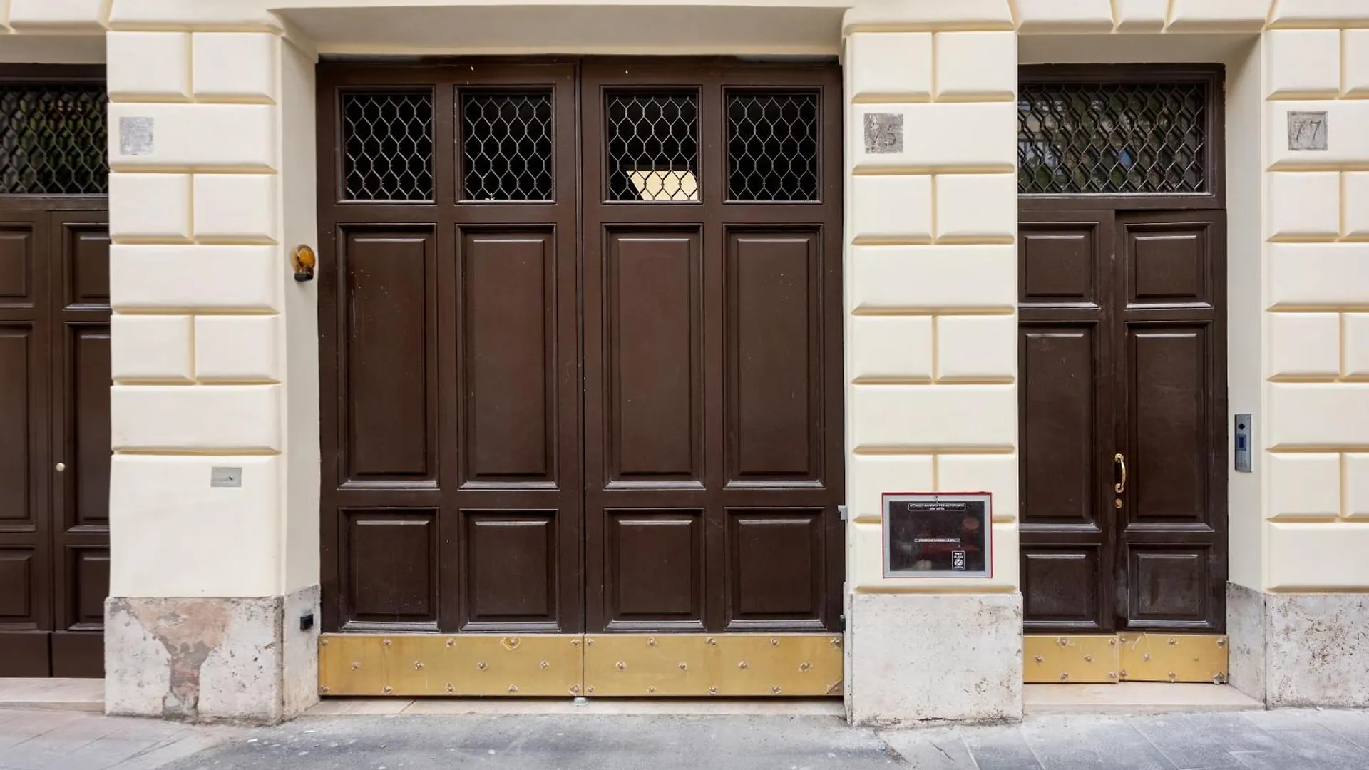 Black Rooms Colosseo Rome Guest house