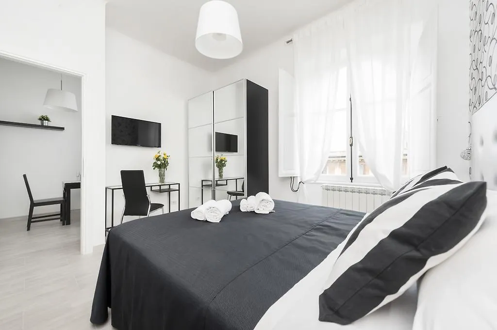 Guest house Black Rooms Colosseo Rome