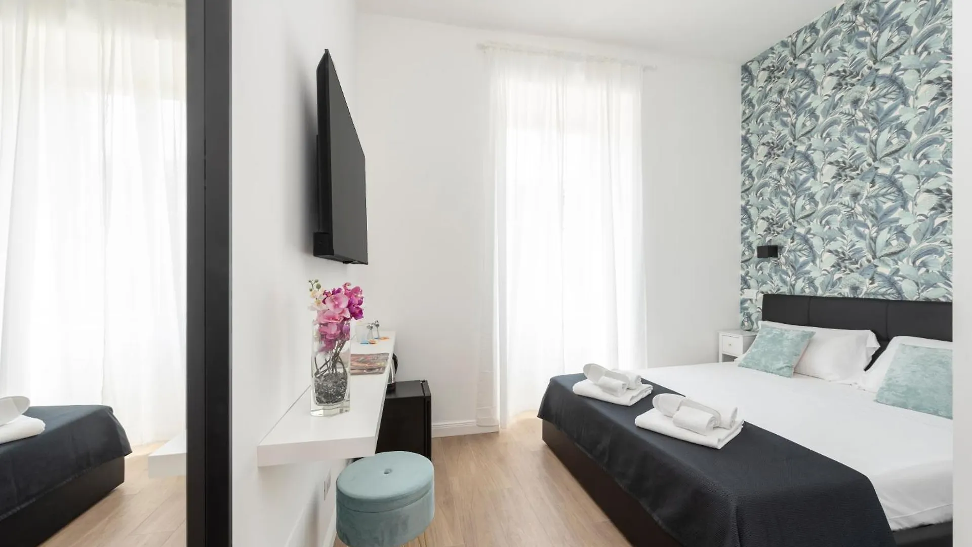 Black Rooms Colosseo Roma İtalya