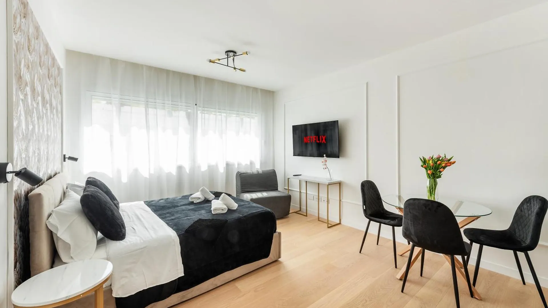 Guest house Black Rooms Colosseo Rome