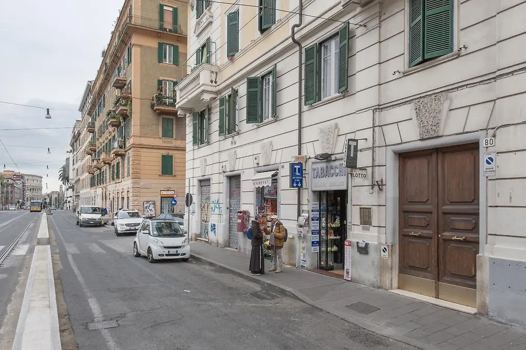 Guest house Black Rooms Colosseo Rome Italy